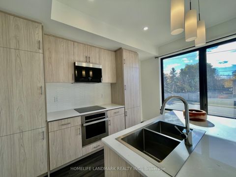 Photo 6 at 29 Rainwater Lane, Ardagh, Barrie