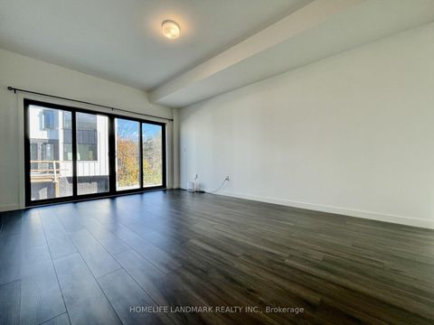 Photo 8 at 29 Rainwater Lane, Ardagh, Barrie