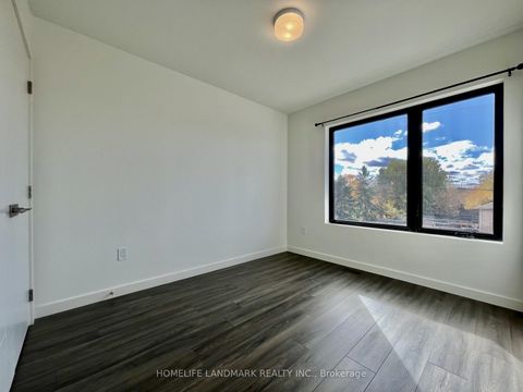 Photo 15 at 29 Rainwater Lane, Ardagh, Barrie