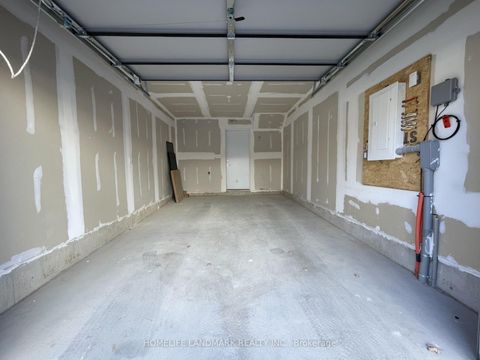 Photo 17 at 29 Rainwater Lane, Ardagh, Barrie