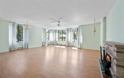 Photo 10 at 115 - 255 The Donway W, Don Mills, Toronto