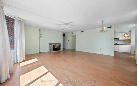 Photo 13 at 115 - 255 The Donway W, Don Mills, Toronto