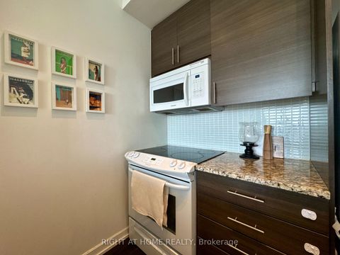 Photo 17 at 2109 - 70 Forest Manor Road, Henry Farm, Toronto