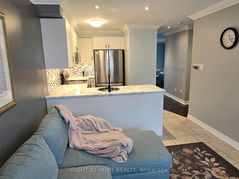 Photo 4 at 2441 Coho Way, WM Westmount, Oakville