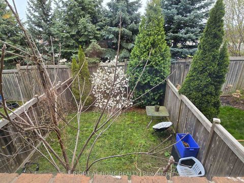Photo 8 at 2441 Coho Way, WM Westmount, Oakville