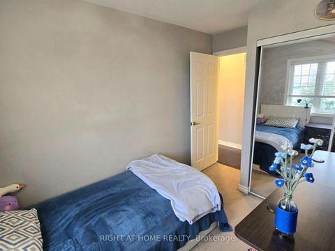 Photo 17 at 2441 Coho Way, WM Westmount, Oakville