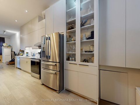 Photo 9 at 1095 DUNDAS Street E, South Riverdale, Toronto