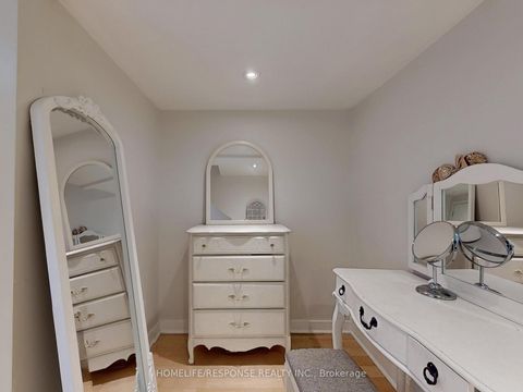 Photo 11 at 1095 DUNDAS Street E, South Riverdale, Toronto