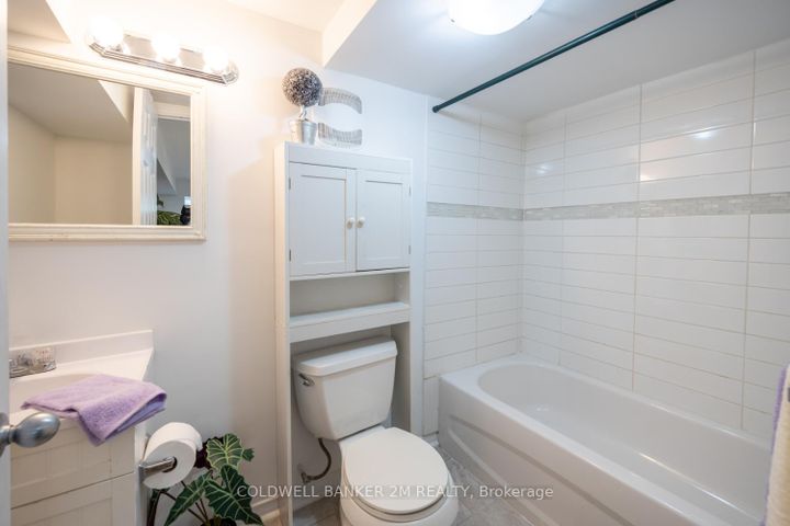 Photo 17 at 82 Durham Street, Vanier, Oshawa