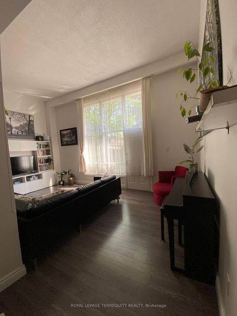 Photo 9 at 8 - 431 Mill Road, West Deane, Toronto