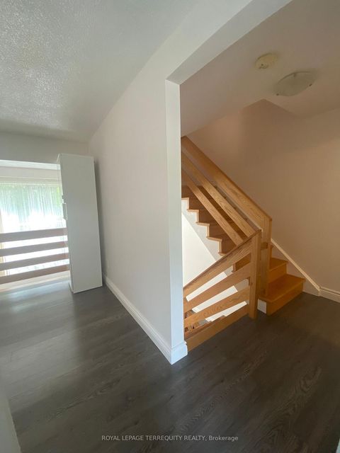 Photo 13 at 8 - 431 Mill Road, West Deane, Toronto