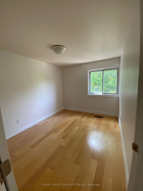 Photo 20 at 8 - 431 Mill Road, West Deane, Toronto