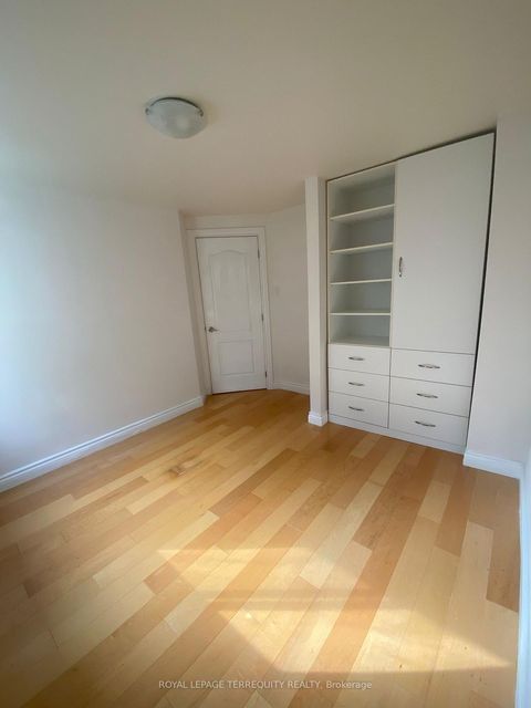 Photo 23 at 8 - 431 Mill Road, West Deane, Toronto