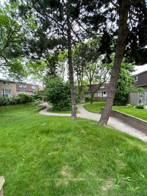 Photo 30 at 8 - 431 Mill Road, West Deane, Toronto