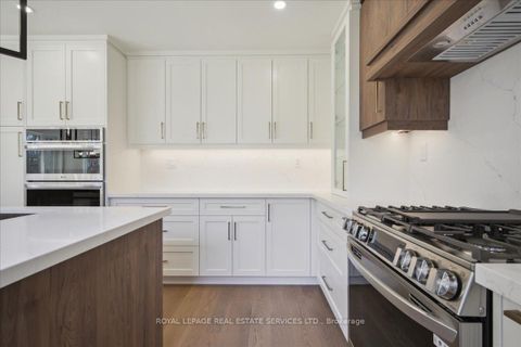 Photo 13 at 1379 Golden Meadow Trail, FA Falgarwood, Oakville