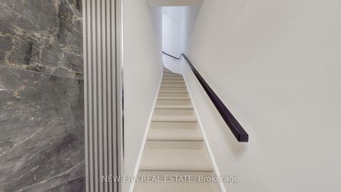 Photo 3 at 321 - 3078 Sixth Line, GO Glenorchy, Oakville