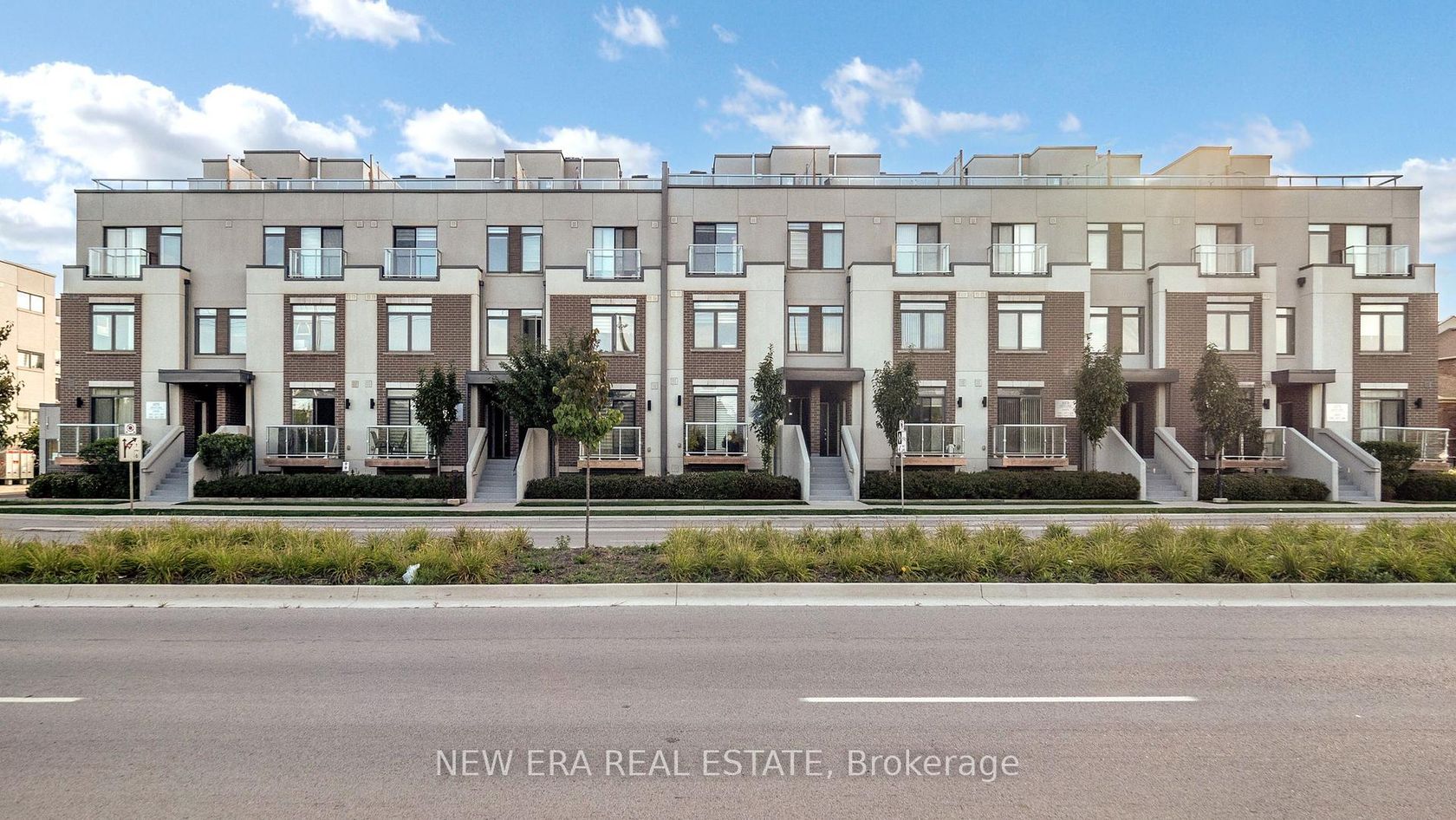 321 - 3078 Sixth Line, GO Glenorchy, Oakville 