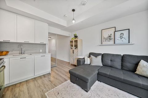 Photo 3 at 421 - 1630 Queen Street E, The Beaches, Toronto