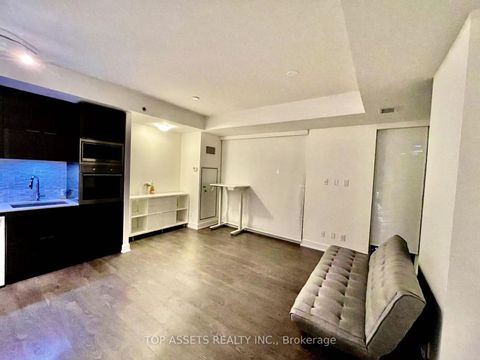 Photo 9 at 3006 - 318 Richmond Street W, Waterfront Communities C1, Toronto