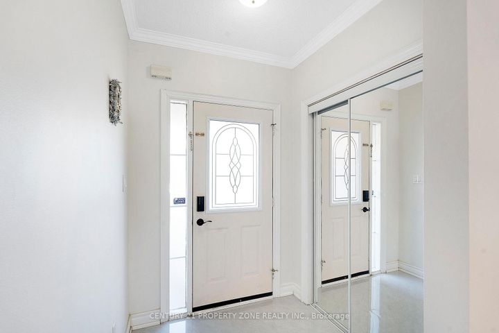 Photo 5 at 6496 RALLYMASTER Heights, Meadowvale Village, Mississauga