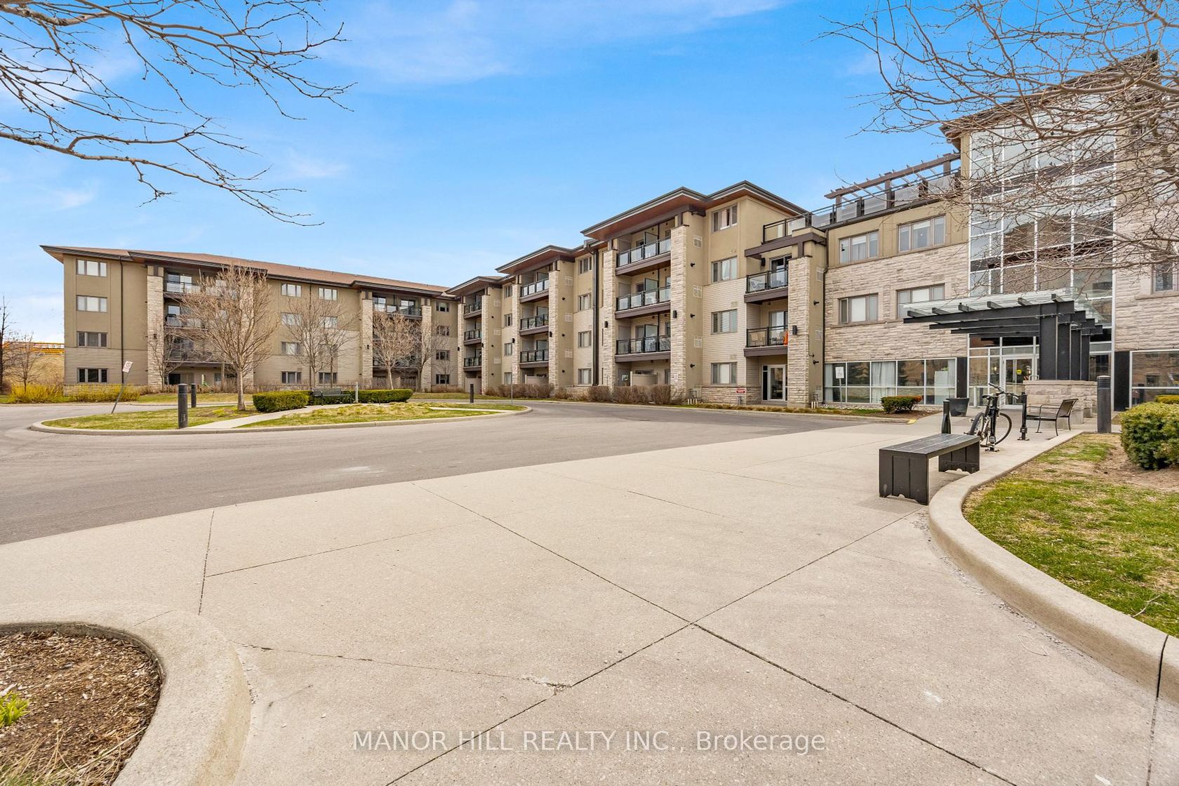 330 - 570 Lolita Gardens N, Mississauga Valleys, Mississauga 