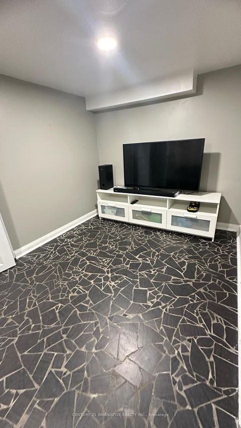Photo 13 at 12 Bushwood Court S, Malvern, Toronto