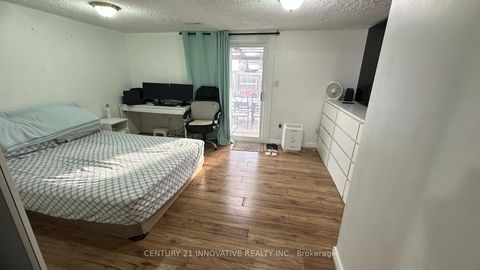 Photo 18 at 12 Bushwood Court S, Malvern, Toronto