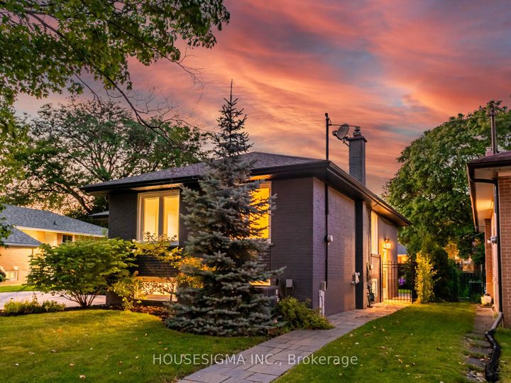 Photo 36 at 72 Ludstone Drive, Richview, Toronto