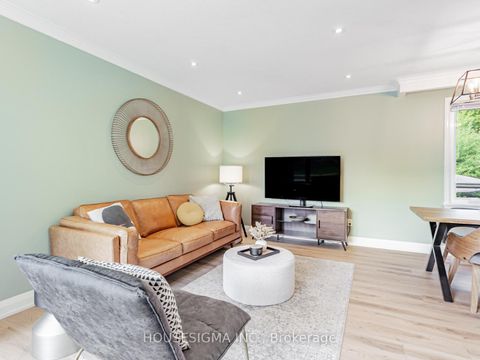 Photo 3 at 72 Ludstone Drive, Richview, Toronto