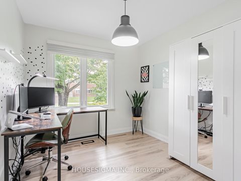 Photo 18 at 72 Ludstone Drive, Richview, Toronto