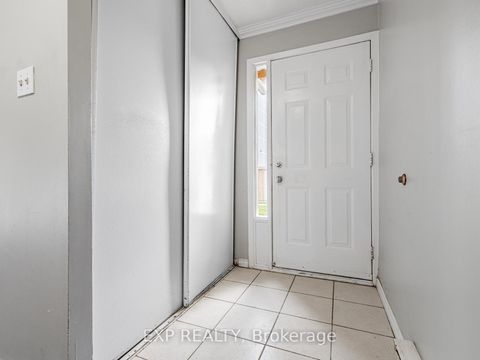 Photo 2 at 161 Milestone Crescent, Aurora Village, Aurora Photo 2 at 161 Milestone Crescent, Aurora Village, Aurora