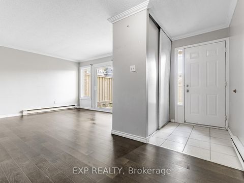 Photo 3 at 161 Milestone Crescent, Aurora Village, Aurora Photo 3 at 161 Milestone Crescent, Aurora Village, Aurora