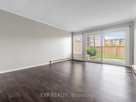 Photo 7 at 161 Milestone Crescent, Aurora Village, Aurora Photo 7 at 161 Milestone Crescent, Aurora Village, Aurora