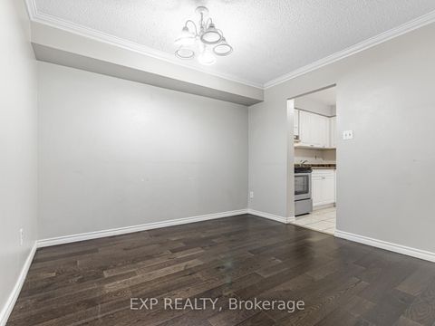 Photo 13 at 161 Milestone Crescent, Aurora Village, Aurora
