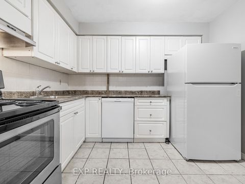 Photo 16 at 161 Milestone Crescent, Aurora Village, Aurora Photo 16 at 161 Milestone Crescent, Aurora Village, Aurora