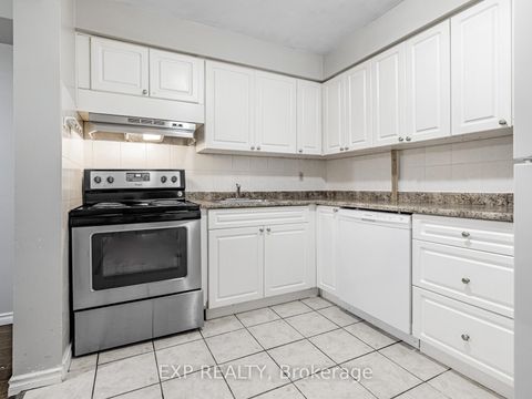 Photo 17 at 161 Milestone Crescent, Aurora Village, Aurora