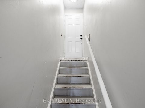 Photo 24 at 161 Milestone Crescent, Aurora Village, Aurora Photo 24 at 161 Milestone Crescent, Aurora Village, Aurora