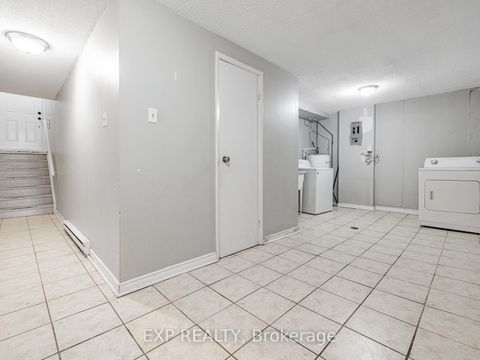 Photo 27 at 161 Milestone Crescent, Aurora Village, Aurora Photo 27 at 161 Milestone Crescent, Aurora Village, Aurora