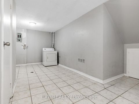 Photo 28 at 161 Milestone Crescent, Aurora Village, Aurora Photo 28 at 161 Milestone Crescent, Aurora Village, Aurora