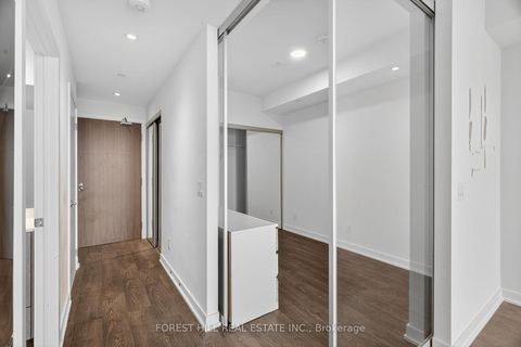 Photo 3 at 4009 - 1928 Lake shore Boulevard, Swansea, Toronto