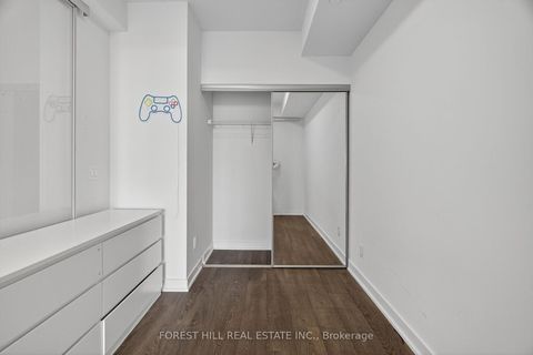 Photo 4 at 4009 - 1928 Lake shore Boulevard, Swansea, Toronto