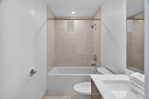 Photo 7 at 4009 - 1928 Lake shore Boulevard, Swansea, Toronto