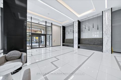 Photo 9 at 204 - 99 Eagle Rock Way, Maple, Vaughan