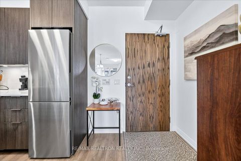 Photo 17 at 204 - 99 Eagle Rock Way, Maple, Vaughan