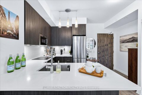 Photo 22 at 204 - 99 Eagle Rock Way, Maple, Vaughan