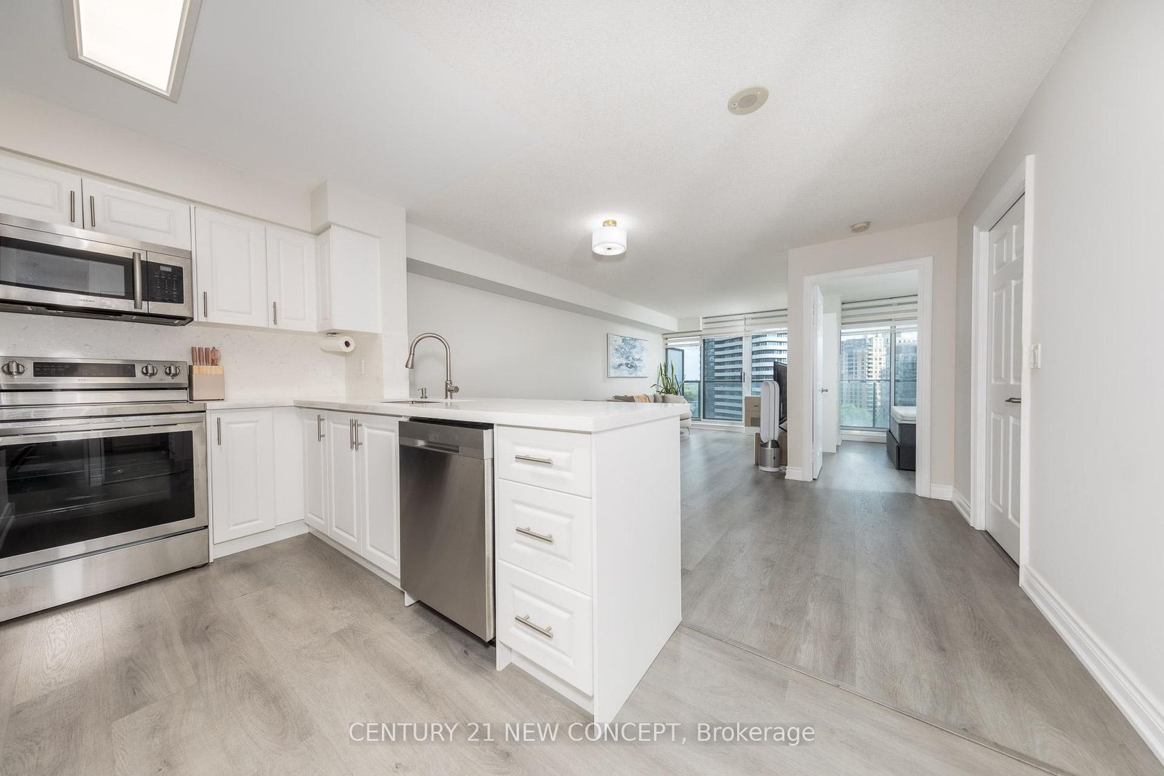 1101 - 5508 Yonge Street, Willowdale West, Toronto 
