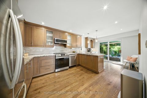 Photo 10 at 1464 JEFFERSON Crescent, FA Falgarwood, Oakville
