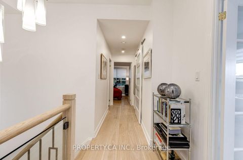 Photo 18 at 105 - 2 Aberfoyle Crescent, City Centre West, Toronto