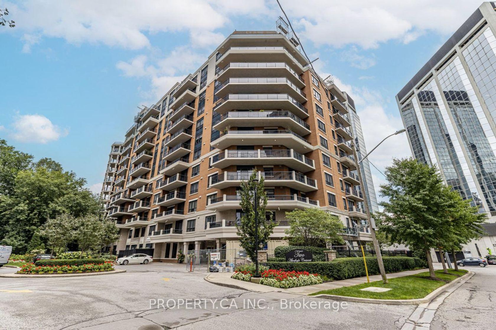 105 - 2 Aberfoyle Crescent, City Centre West, Toronto 