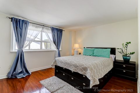 Photo 14 at 10 - 21 Trailridge Crescent, Morningside, Toronto
